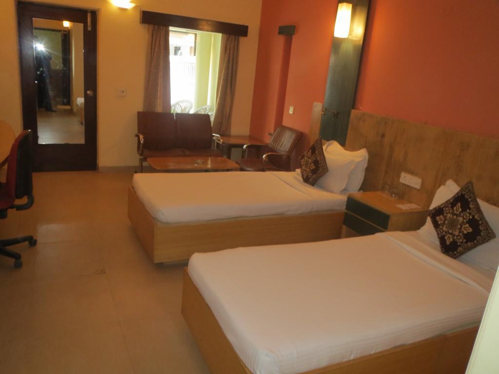 Green Villa Bed & Breakfast Nuova Delhi Esterno foto