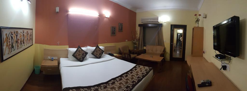 Green Villa Bed & Breakfast Nuova Delhi Esterno foto
