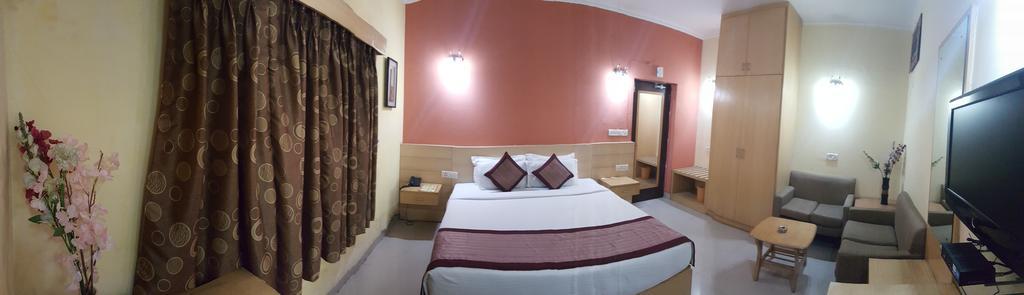 Green Villa Bed & Breakfast Nuova Delhi Esterno foto